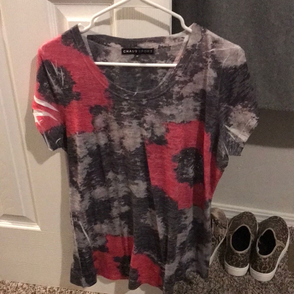 Burnout flower tee